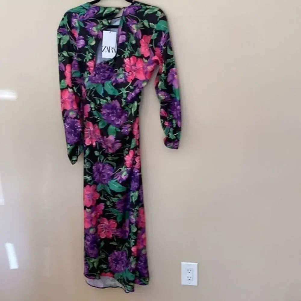ZARA NWT WOMAN PRINTED MIDI DRESS Fashion blogger favorites - Picture 9 of 9